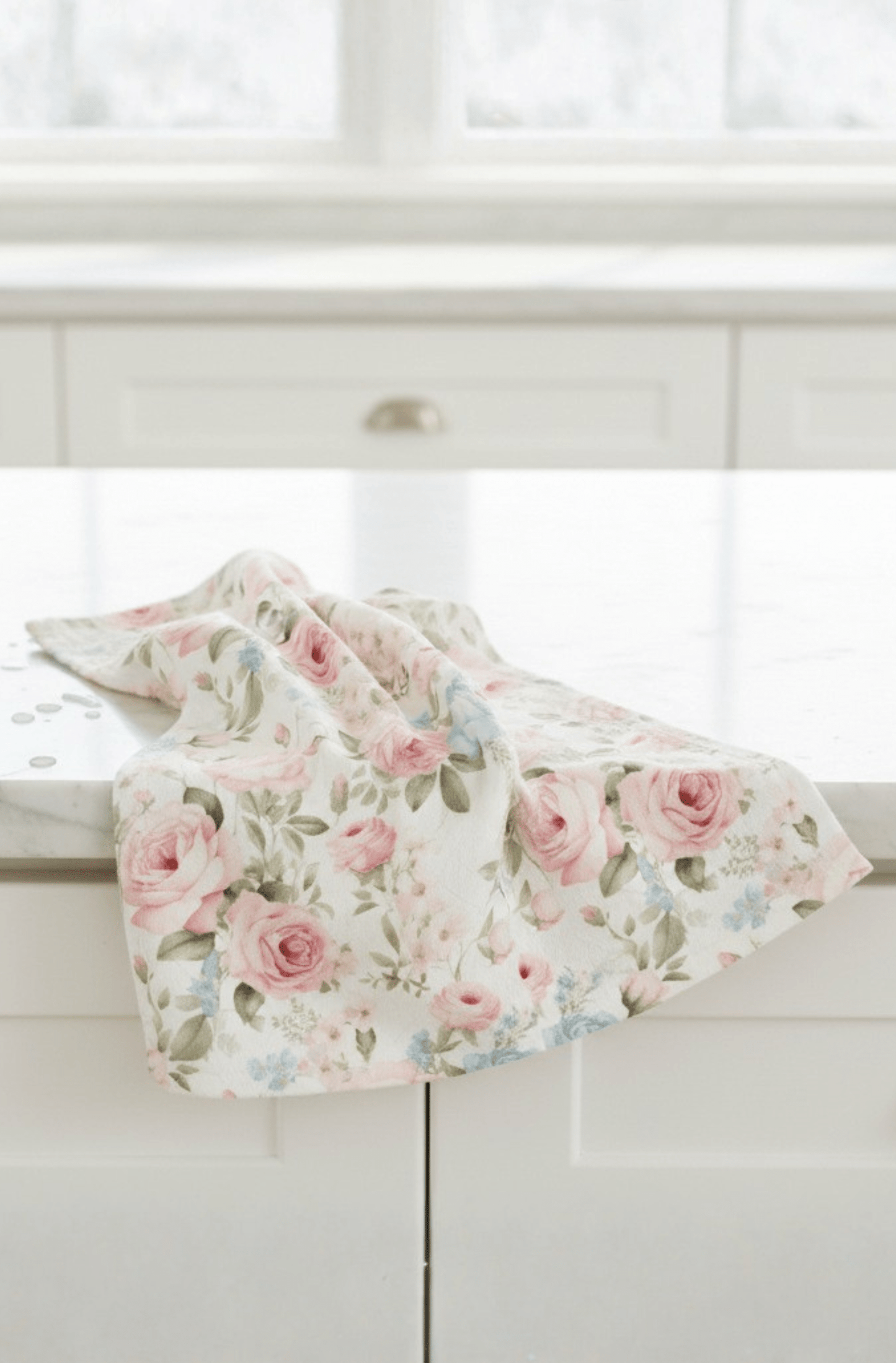 Garden Grace — Floral Hand Towel (16" × 28") | Southern Belle & Sea™ - Southern Belle & Sea